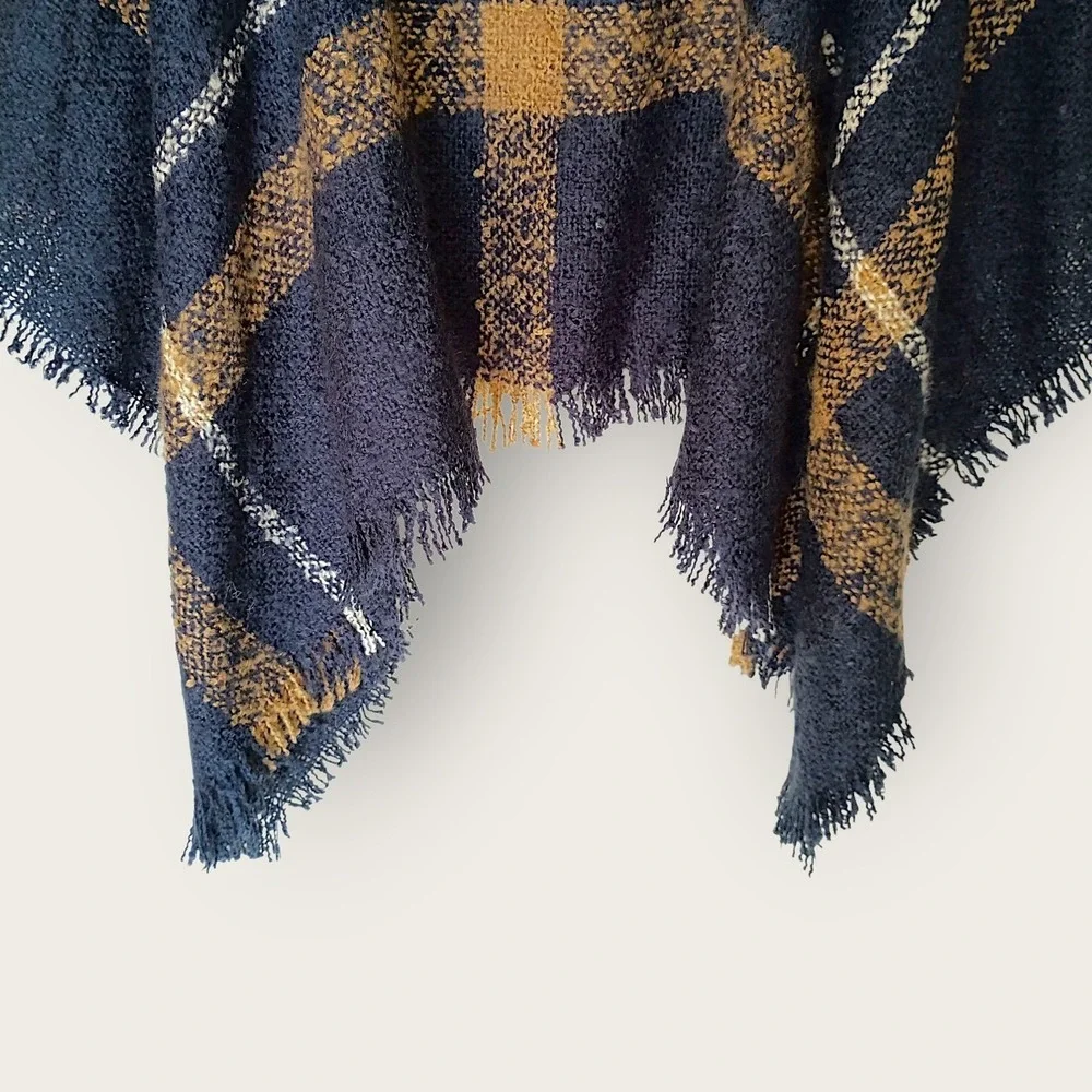 World Market Plaid Cowl Neck Fringe Poncho Navy Mustard Women One‎ Size